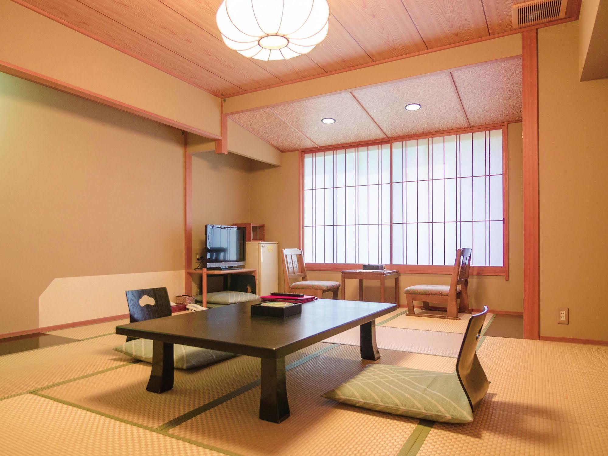 Yuugiriso Hotel Hakone Exterior photo